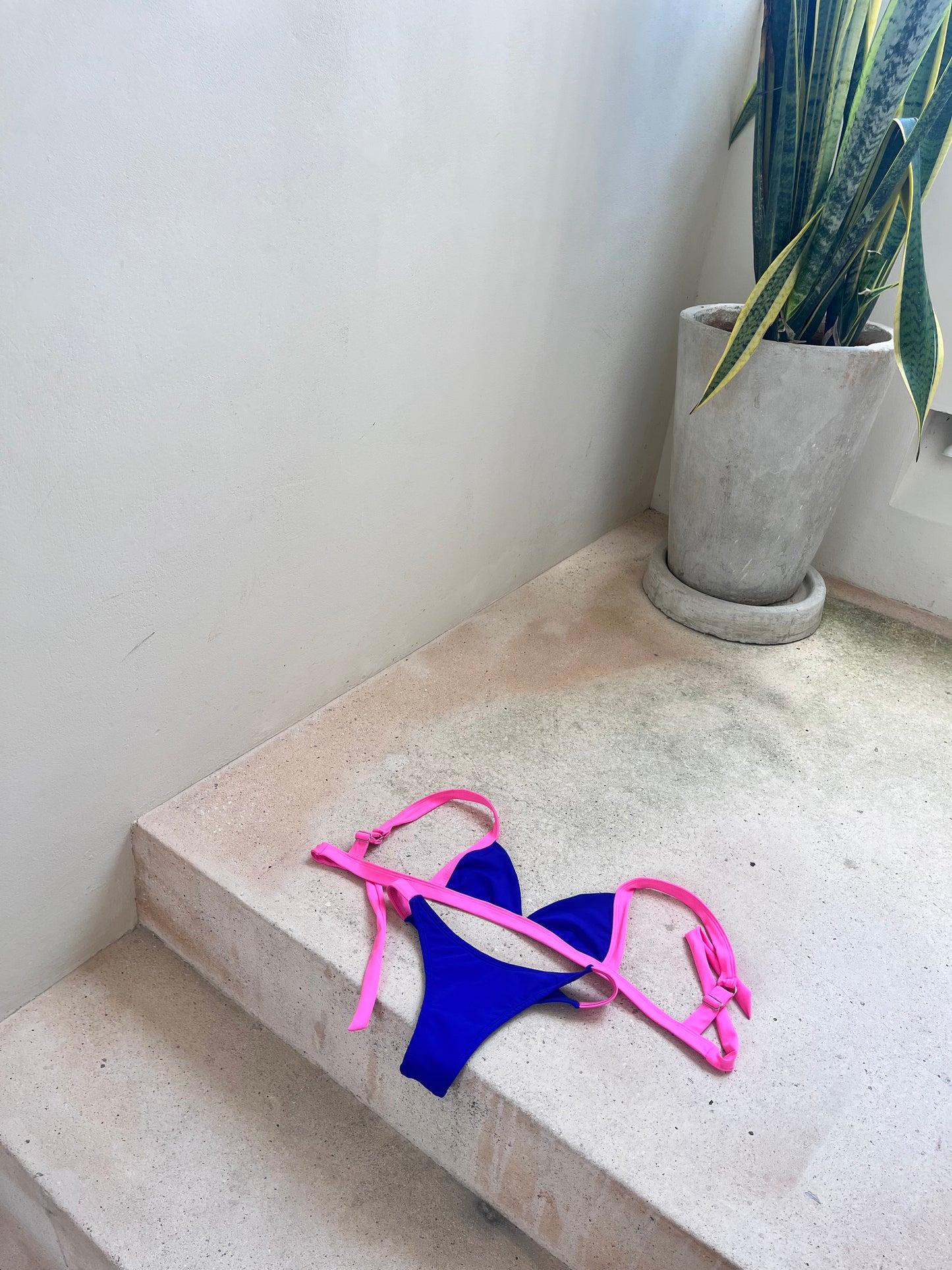 Top Santorini blue Pink